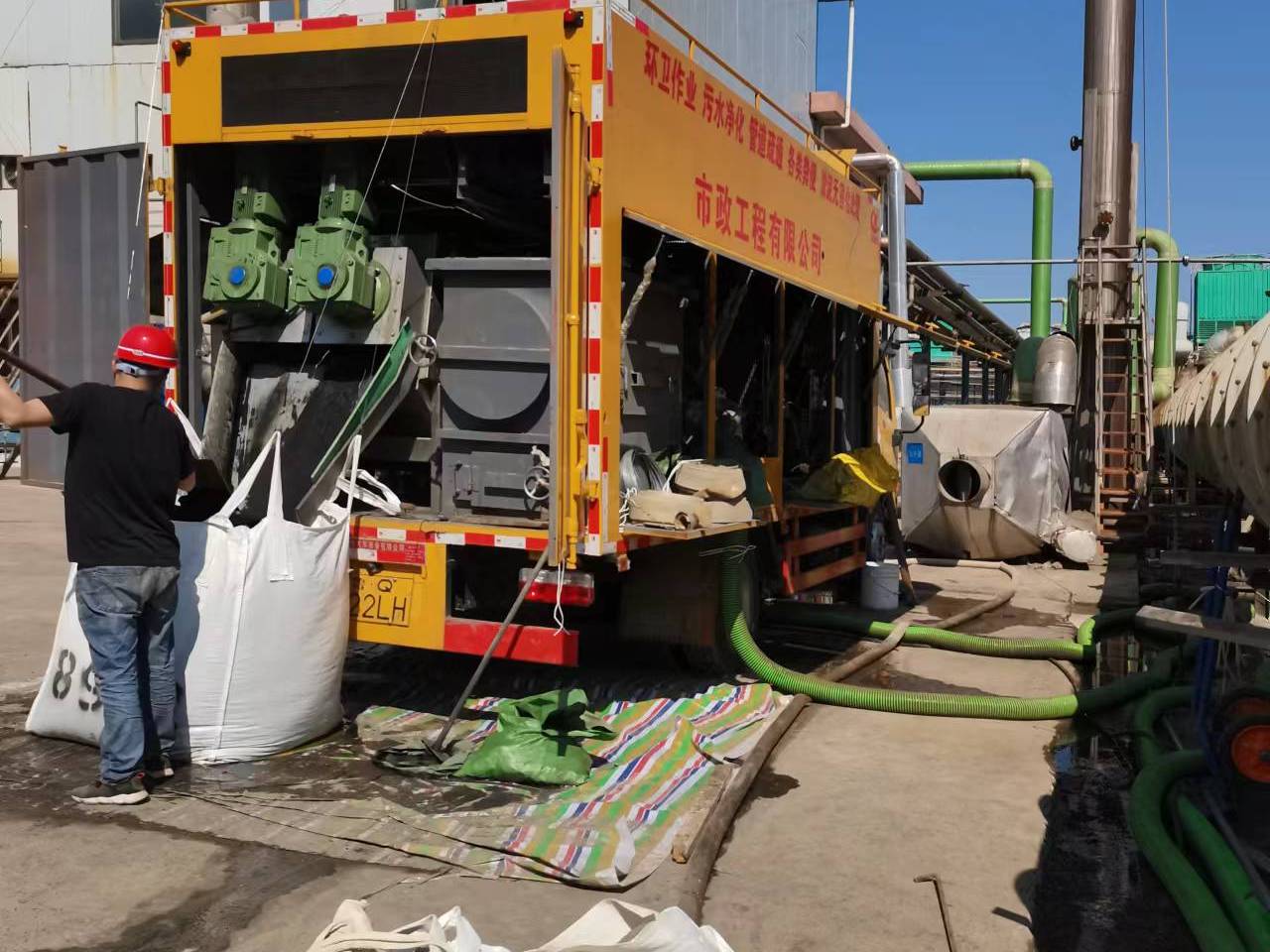 辰溪淤泥压干处理